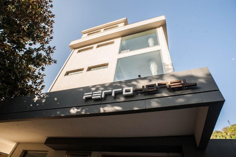 Ferrohotel Modica Eksteriør billede